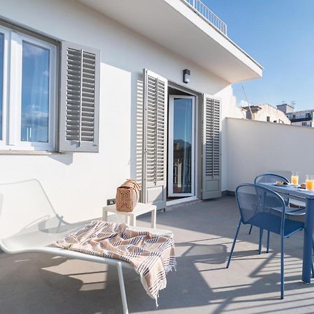 Attico 37 - Queen Room Con Terrazza Privata Palermo Kültér fotó